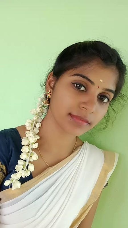 Kolkata Escorts near Kolkata Stadium